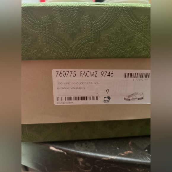 Men’s ‘Ace’ Gucci Shoes size 9 [Real with Receipts !] - Picture 9 of 12